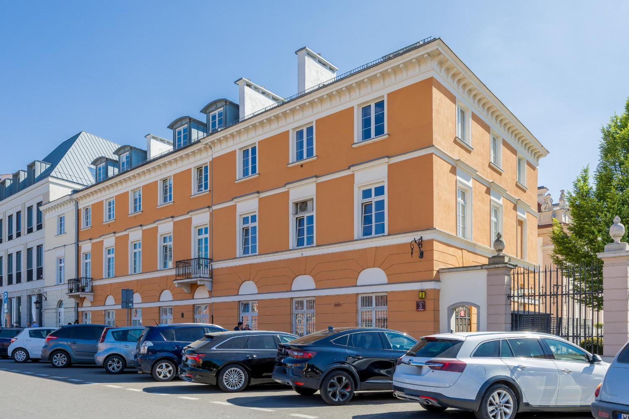 Heart Of The Old Town Royal By Renters Apartament *