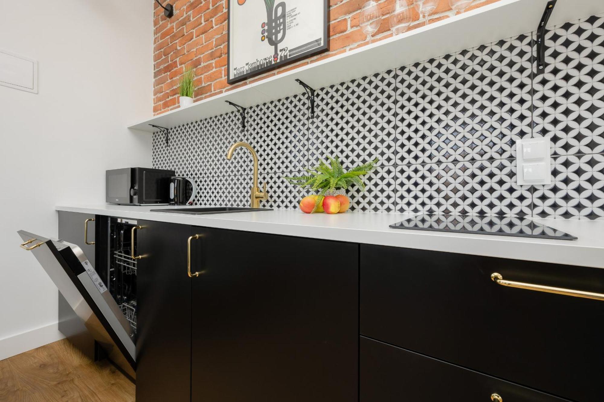 Heart Of The Old Town Royal By Renters Apartament *