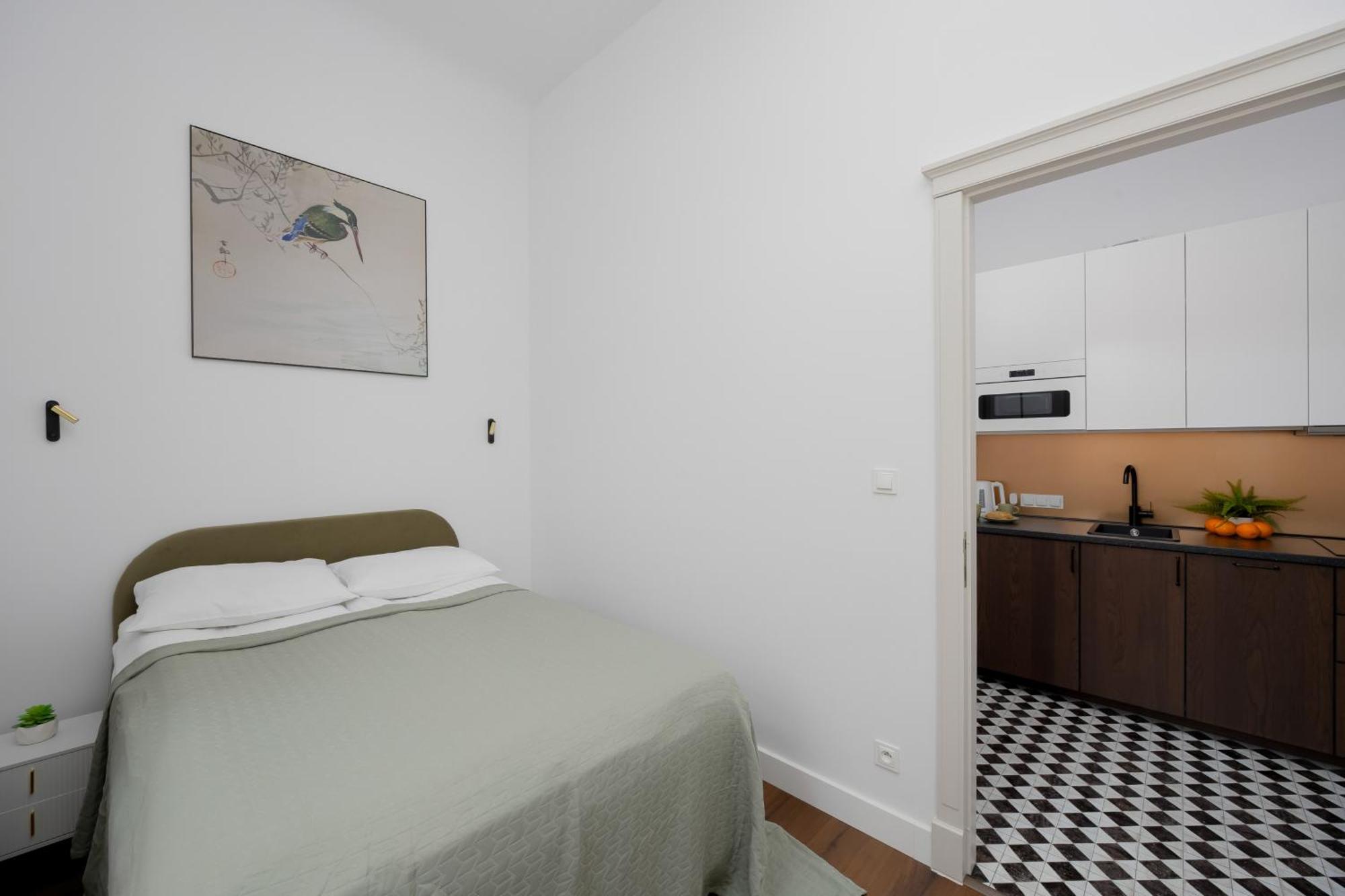Heart Of The Old Town Royal By Renters Apartament